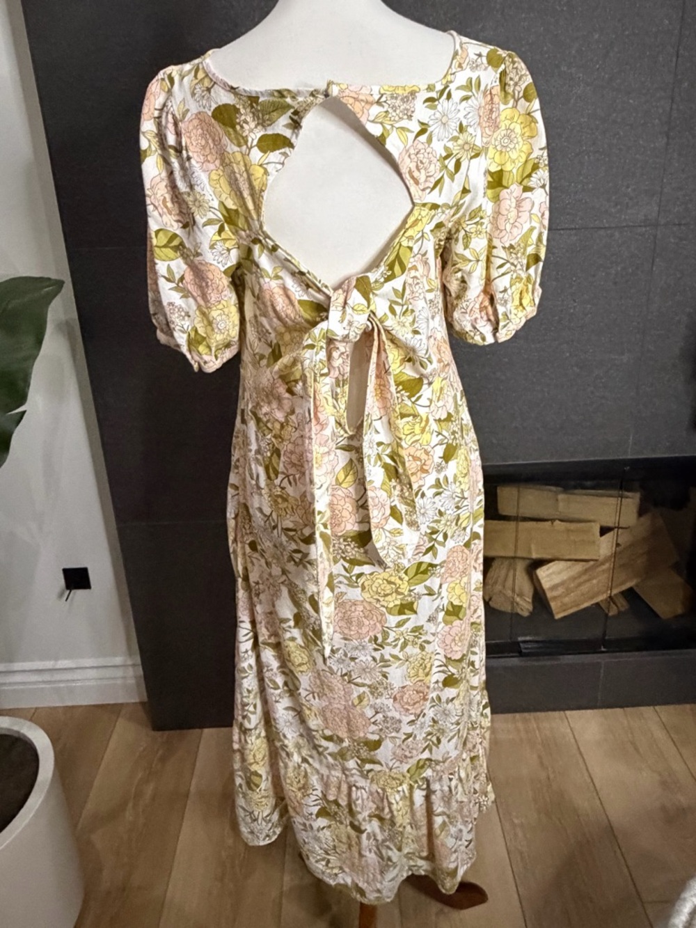 Who What Wear Pale Yellow Linen Blend Open Back Midi Dress Size Medium - Picture 10 of 14